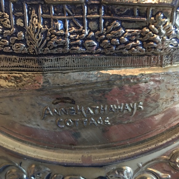 Brass Anne Hathaway Plaque - Picture 3 of 5